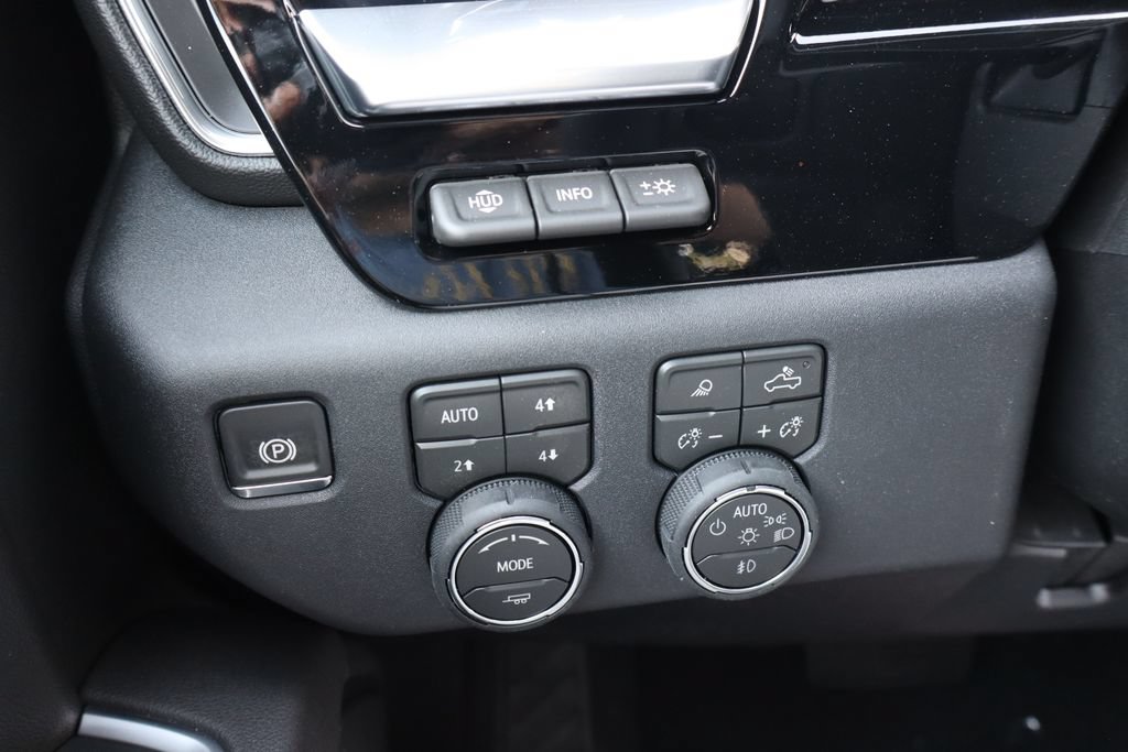 New 2026 Chevrolet Silverado 3500 LTZ w/ LTZ Plus Package AWD/4WD image 13