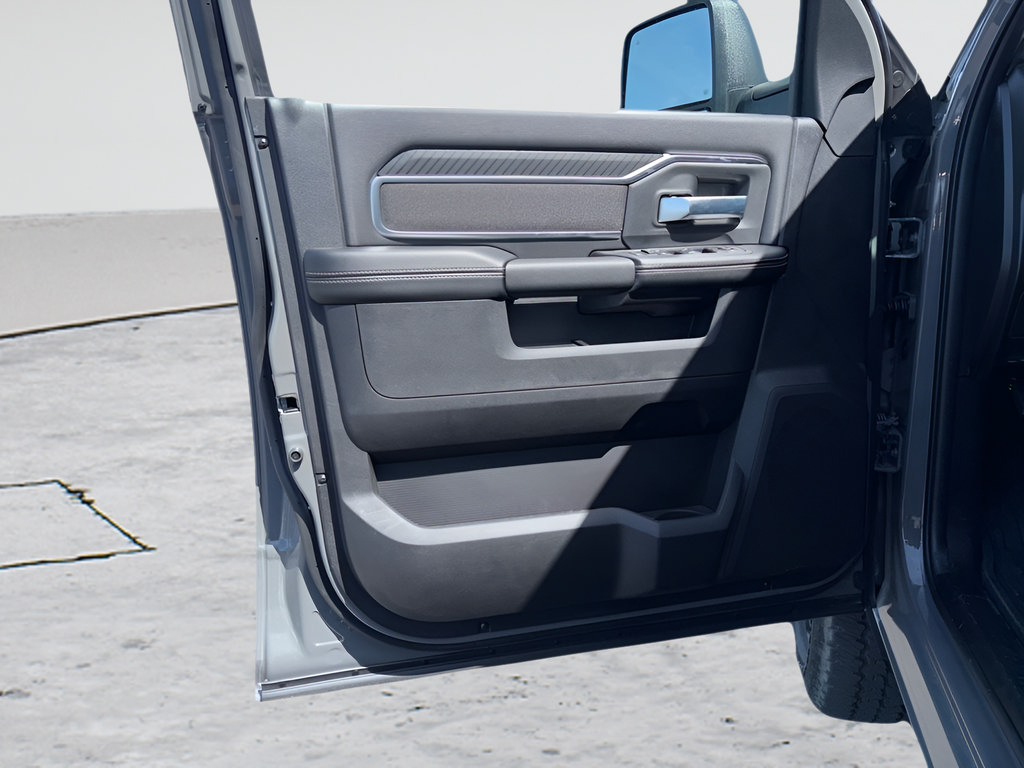 New 2026 RAM 2500 Big Horn AWD/4WD image 10