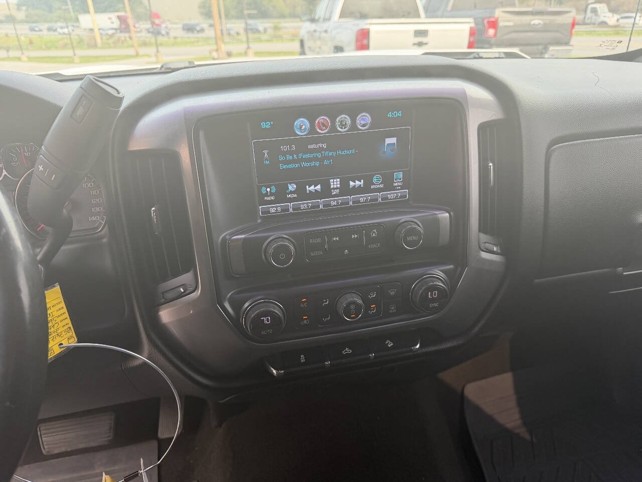 Used 2018 Chevrolet Silverado 1500 LT w/ LPO, Essentials Package AWD/4WD image 12