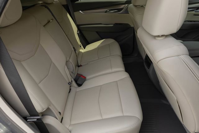 Used 2024 Cadillac XT5 Premium Luxury w/ Technology Package image 19