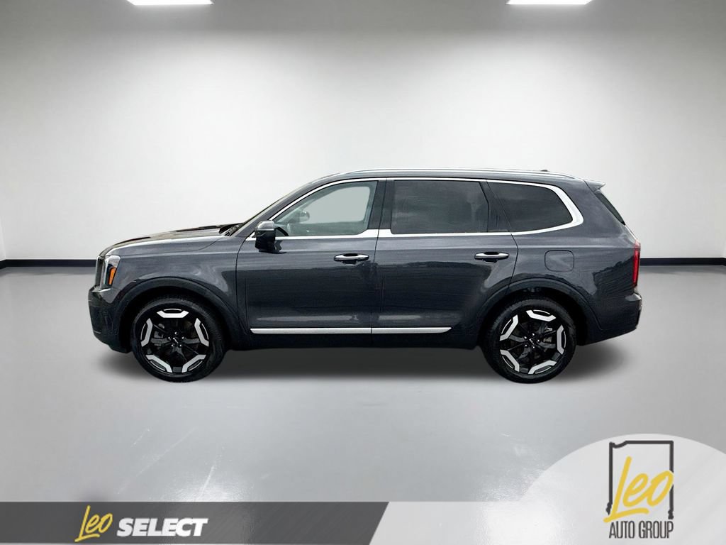 Used 2025 Kia Telluride S AWD/4WD image 11