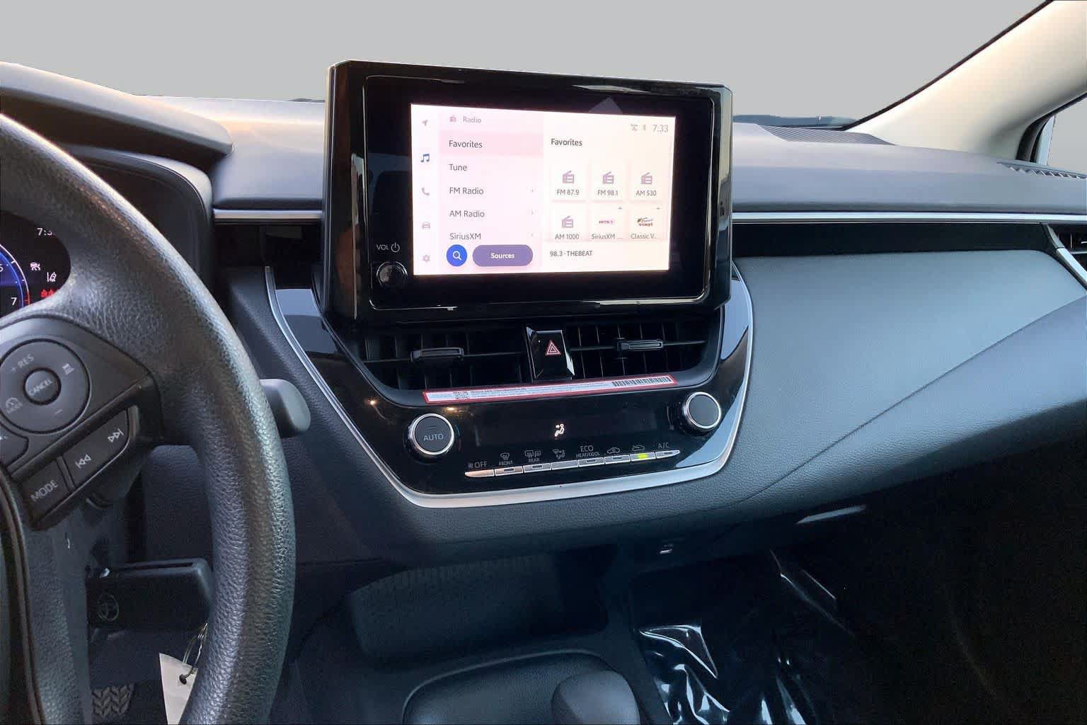 Used 2026 Toyota Corolla LE FWD image 6