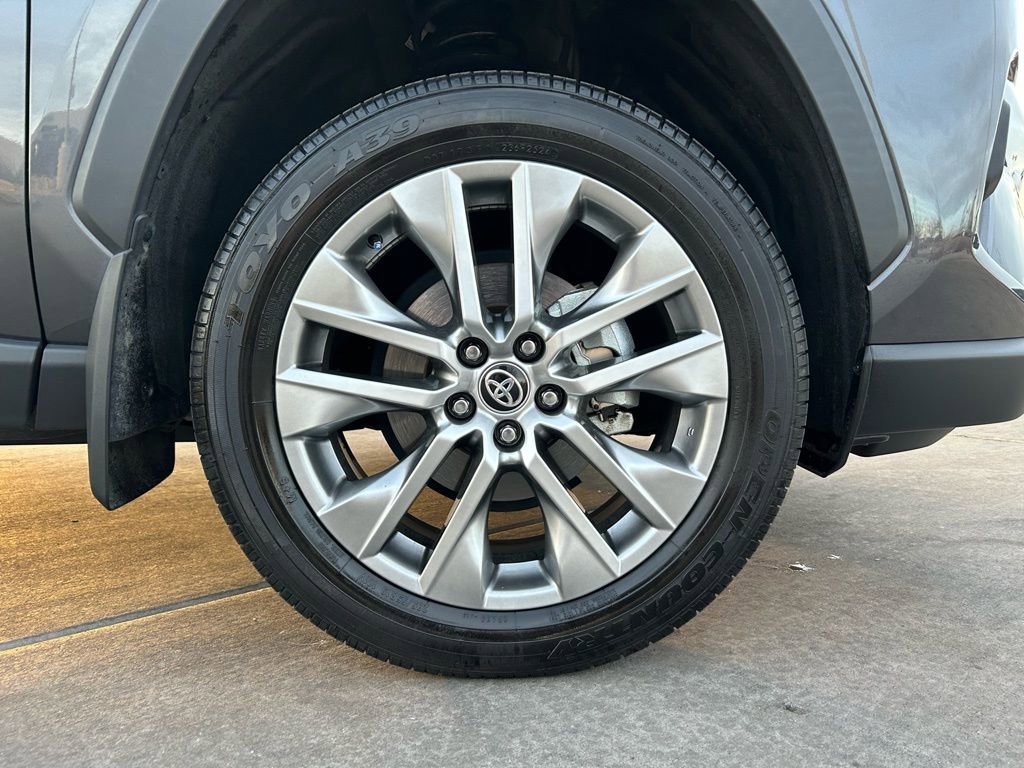 Used 2024 Toyota RAV4 XLE Premium image 34