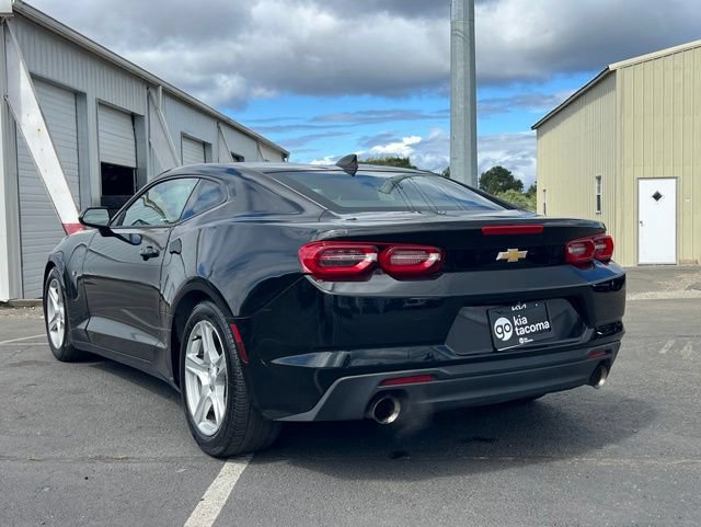 Used 2019 Chevrolet Camaro LT RWD image 9