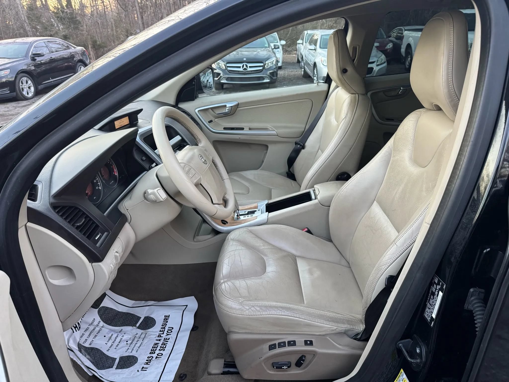 Used 2010 Volvo XC60 3.2 AWD/4WD image 12