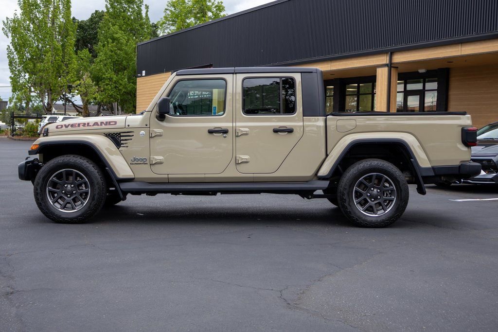 Used 2020 Jeep Gladiator Overland image 10