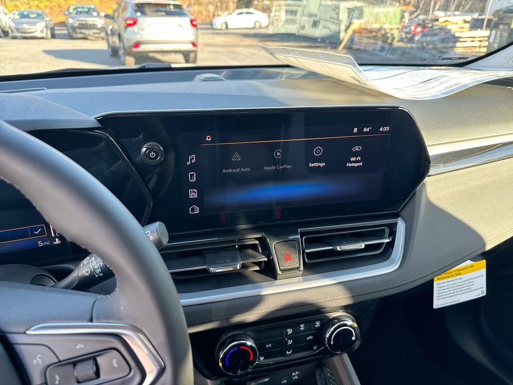 New 2026 Chevrolet TrailBlazer LT w/ LT Cold Weather Package FWD image 26