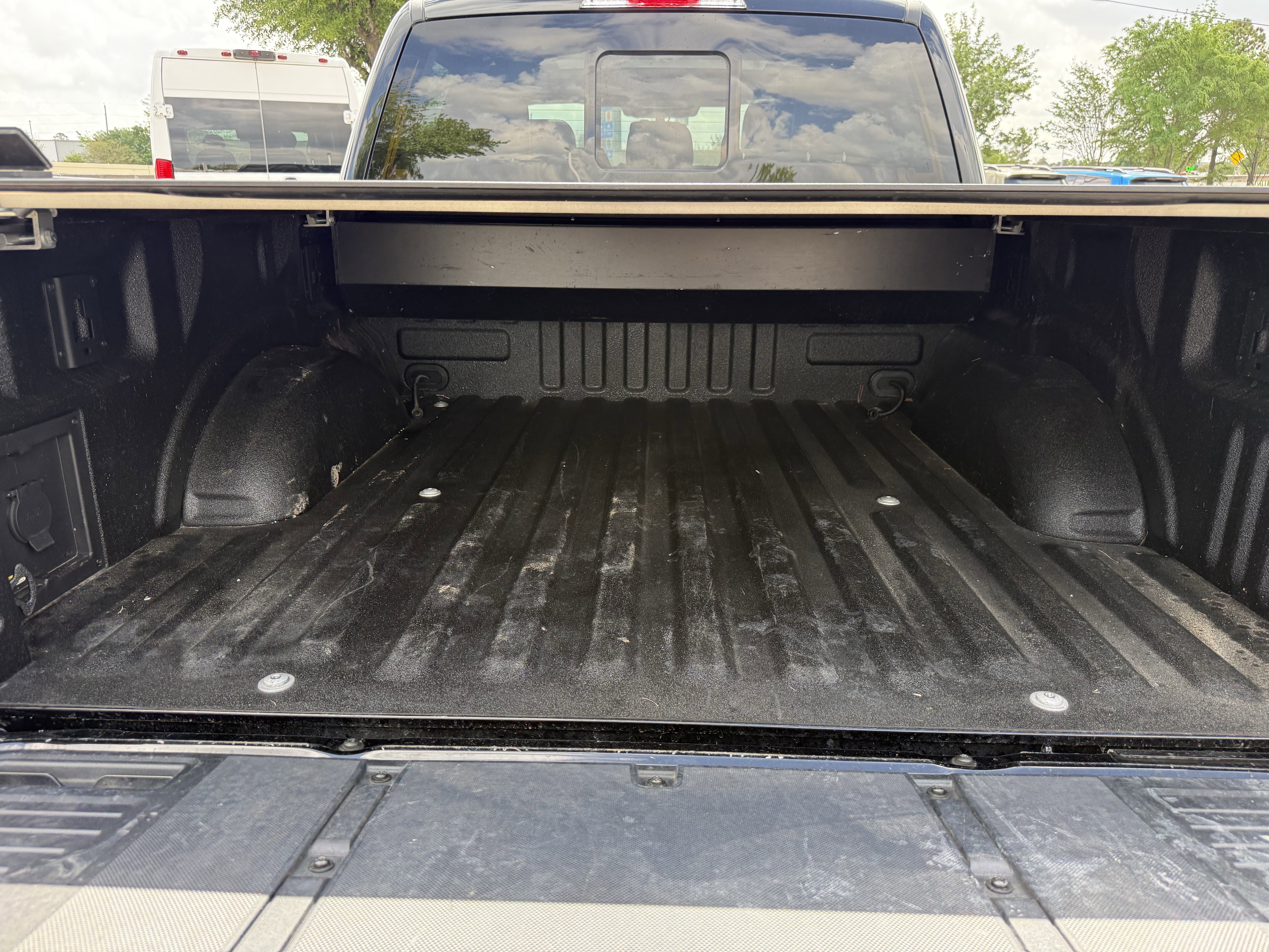 Used 2023 Ford F150 Platinum w/ Equipment Group 701A High AWD/4WD image 32