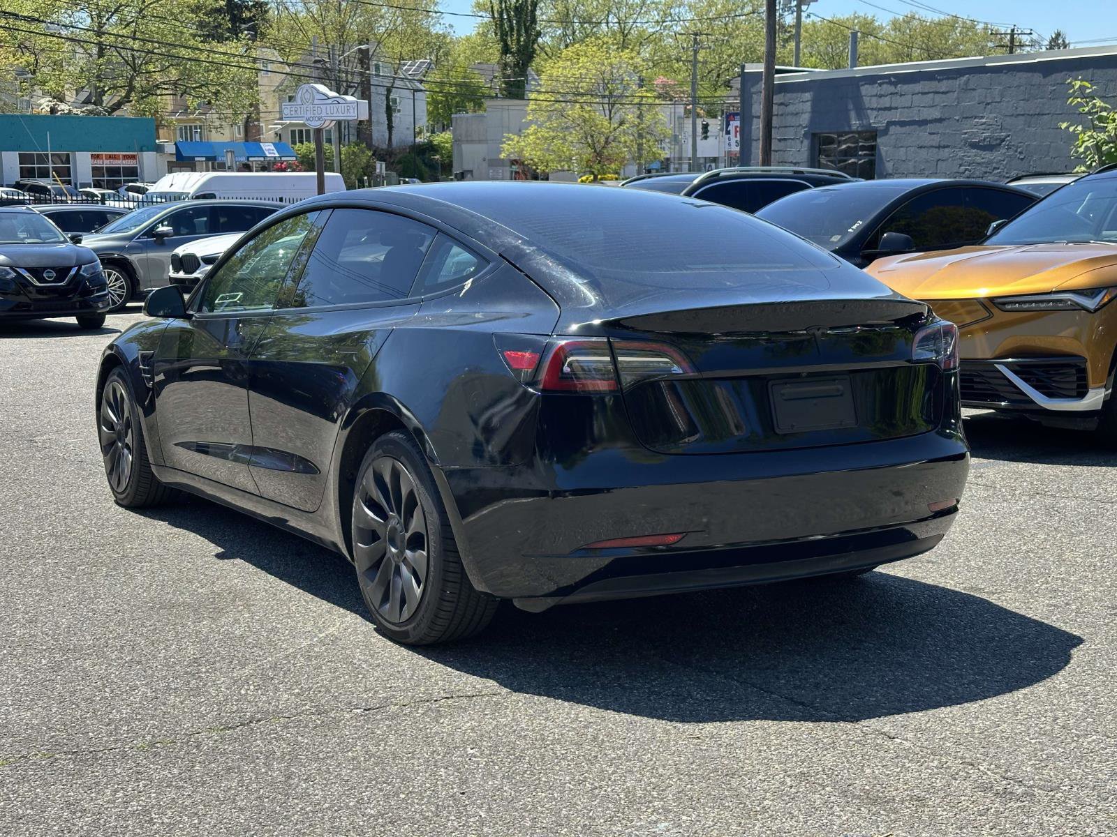 Used 2023 Tesla Model 3 Standard Range RWD image 4