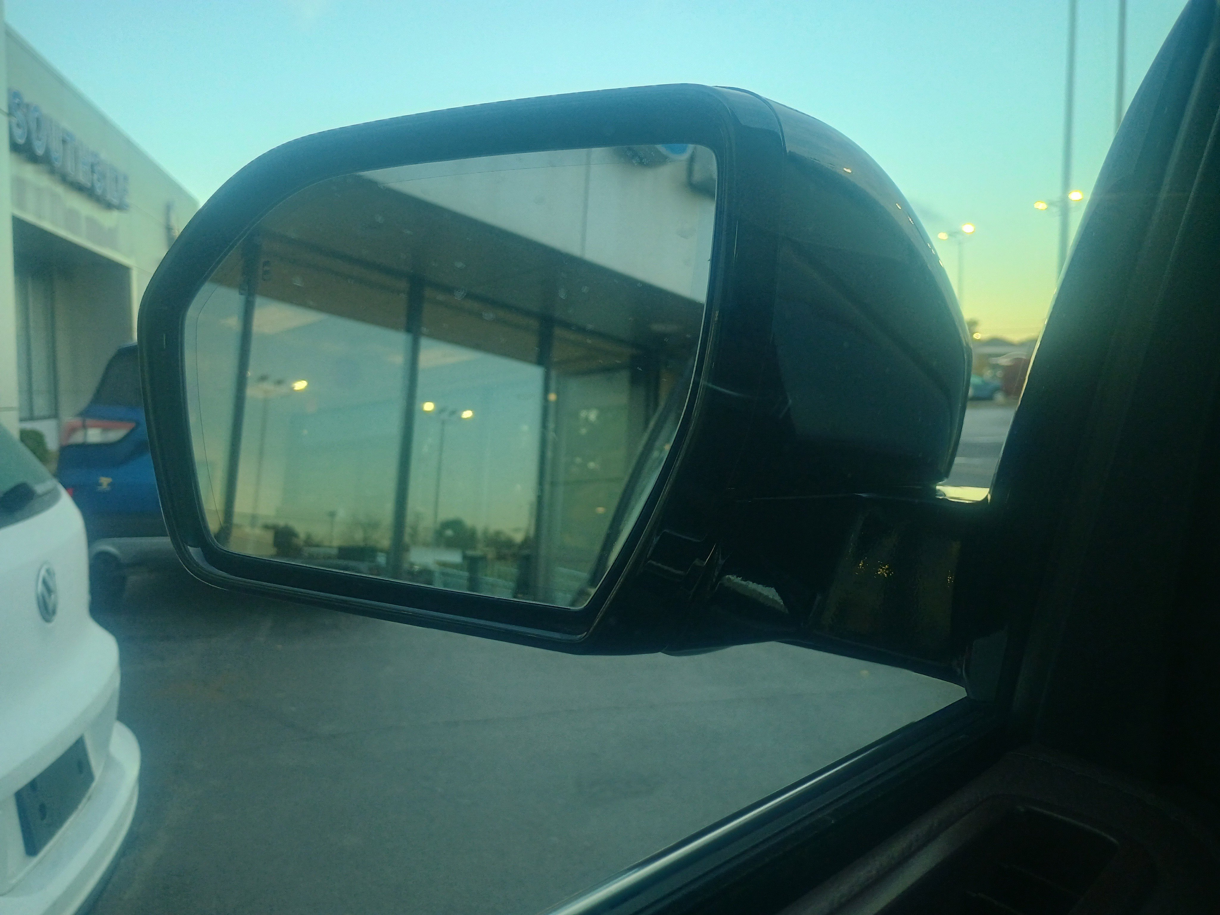 Certified 2024 Ford Expedition Limited image 24