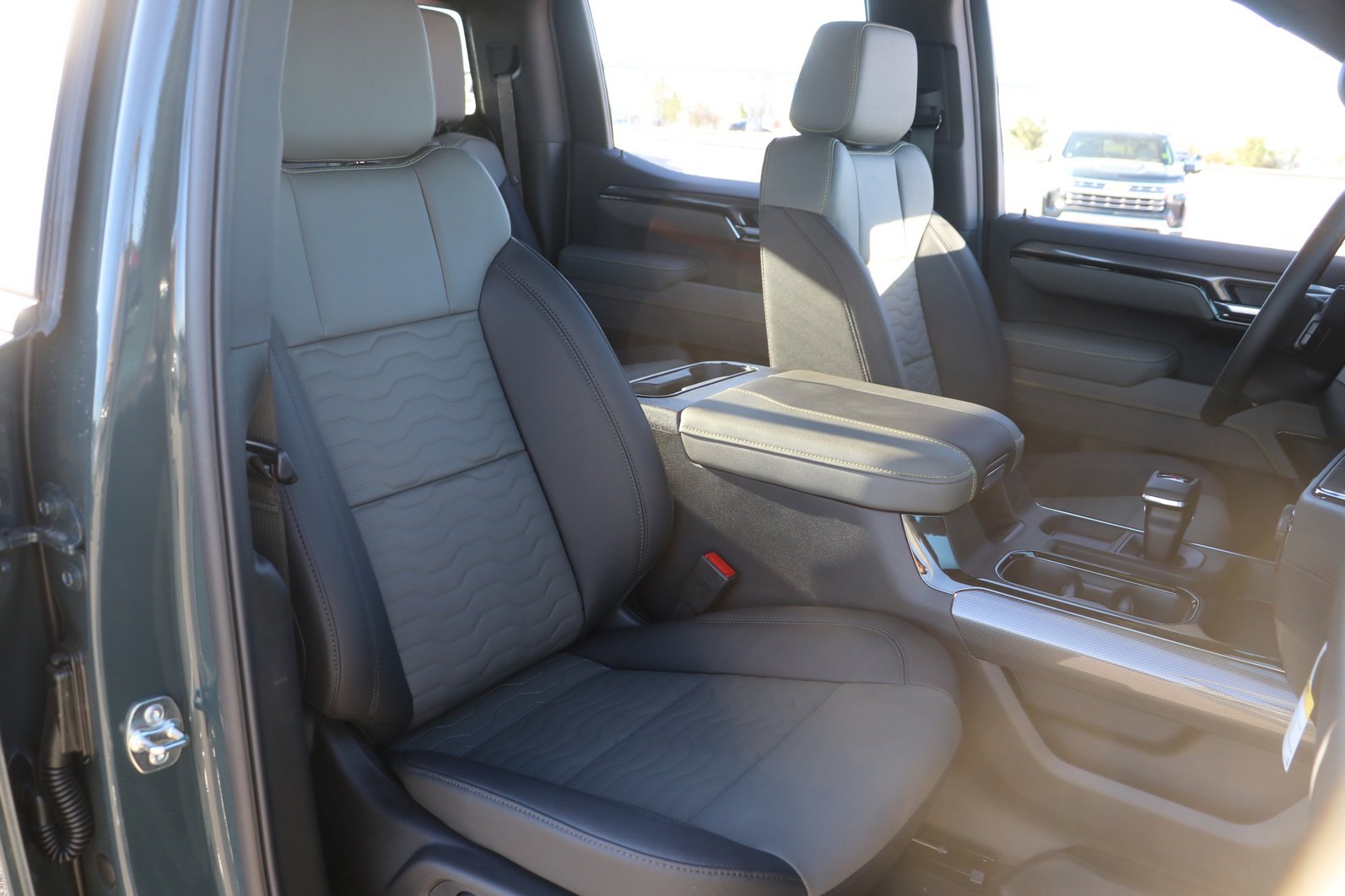 New 2026 Chevrolet Silverado 1500 ZR2 w/ LPO, Dark Essentials Package image 35