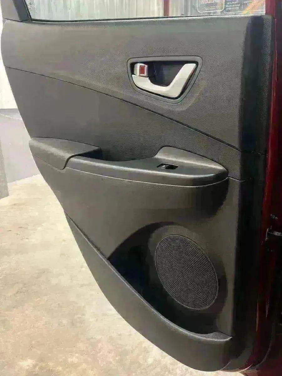 Used 2022 Hyundai Kona SEL w/ Convenience Package image 34