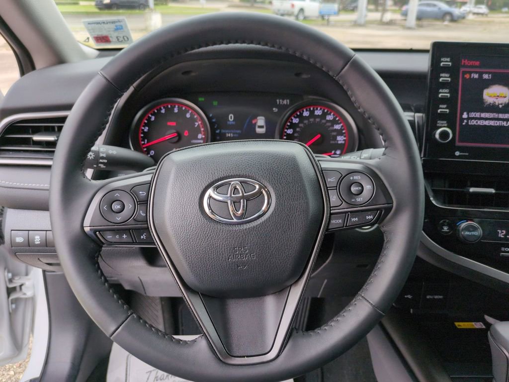 Used 2024 Toyota Camry XSE FWD image 16