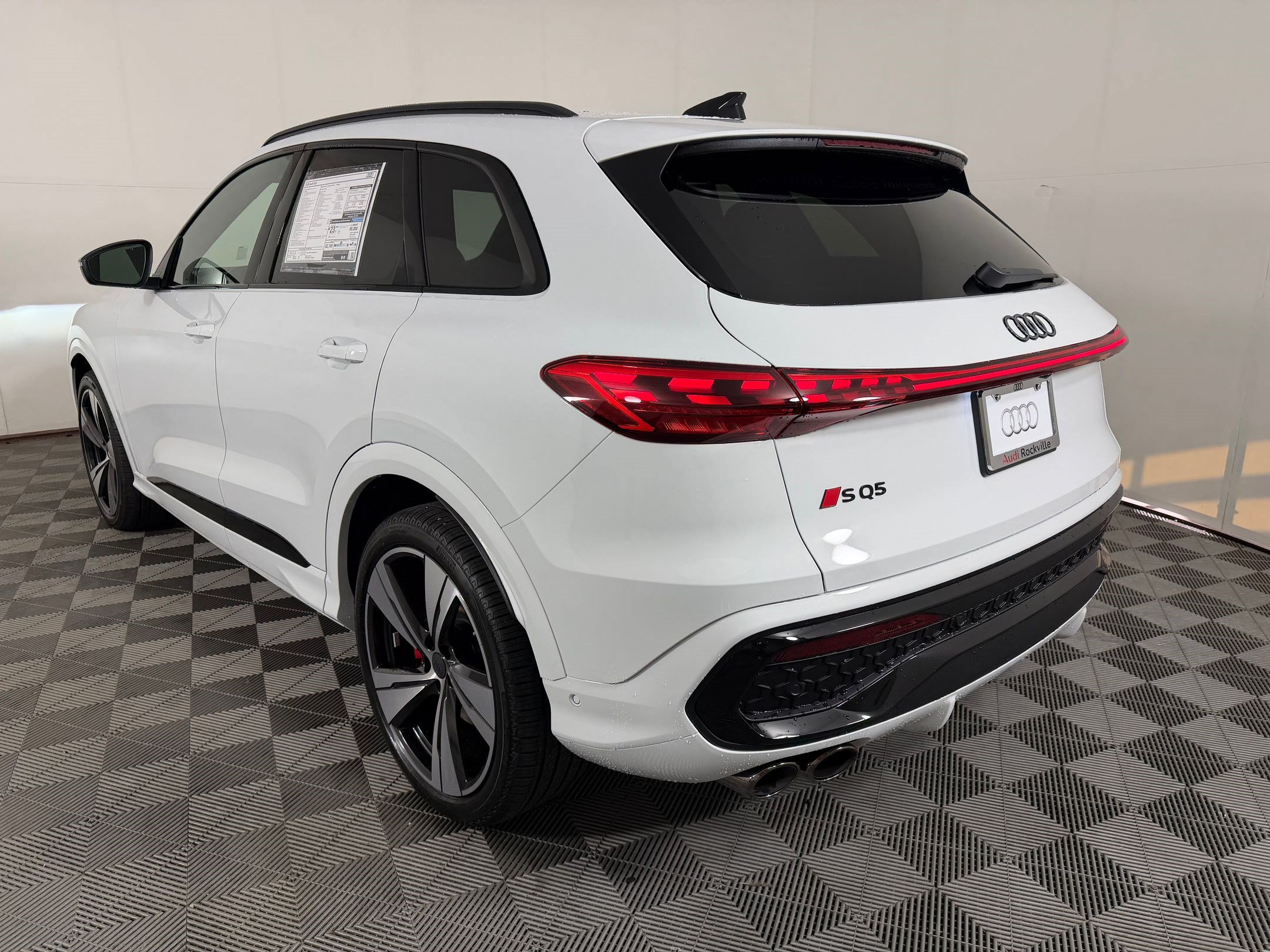 New 2026 Audi SQ5 Premium Plus AWD/4WD image 3