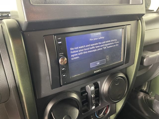 Used 2008 Jeep Wrangler Unlimited Sahara AWD/4WD image 7