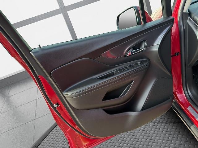 Used 2019 Buick Encore Essence AWD/4WD image 46
