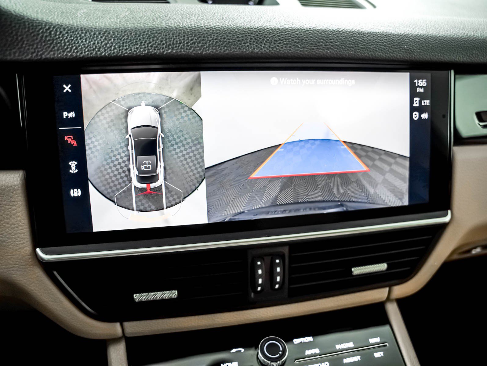 Certified 2023 Porsche Cayenne Platinum Edition AWD/4WD image 26