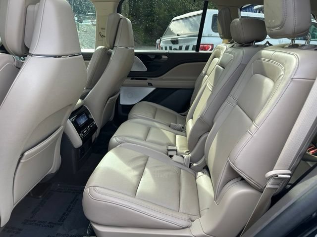 Used 2023 Lincoln Aviator Reserve w/ Equipment Group 201A AWD/4WD image 21