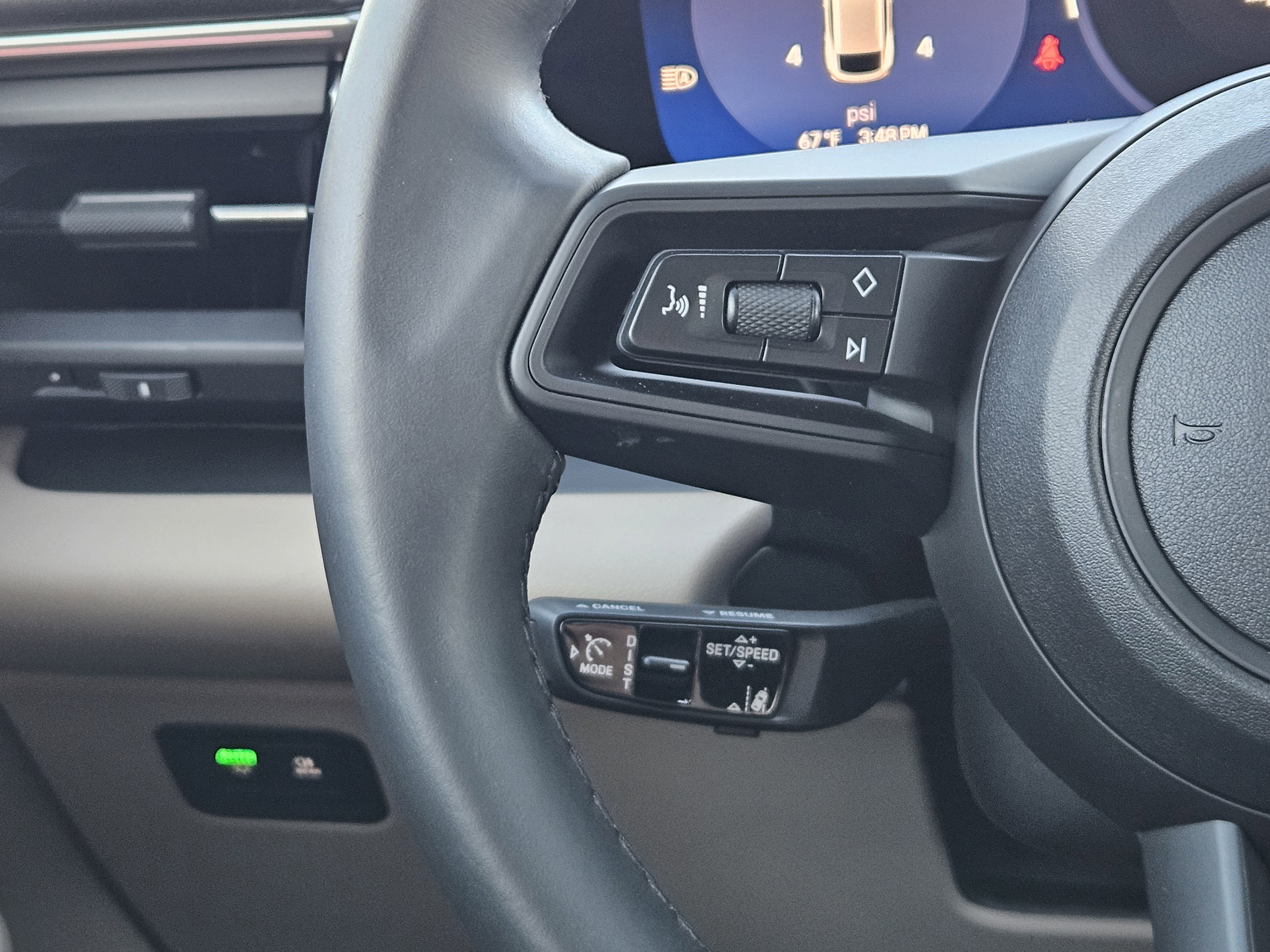 Certified 2024 Porsche Macan 4 Electric image 26