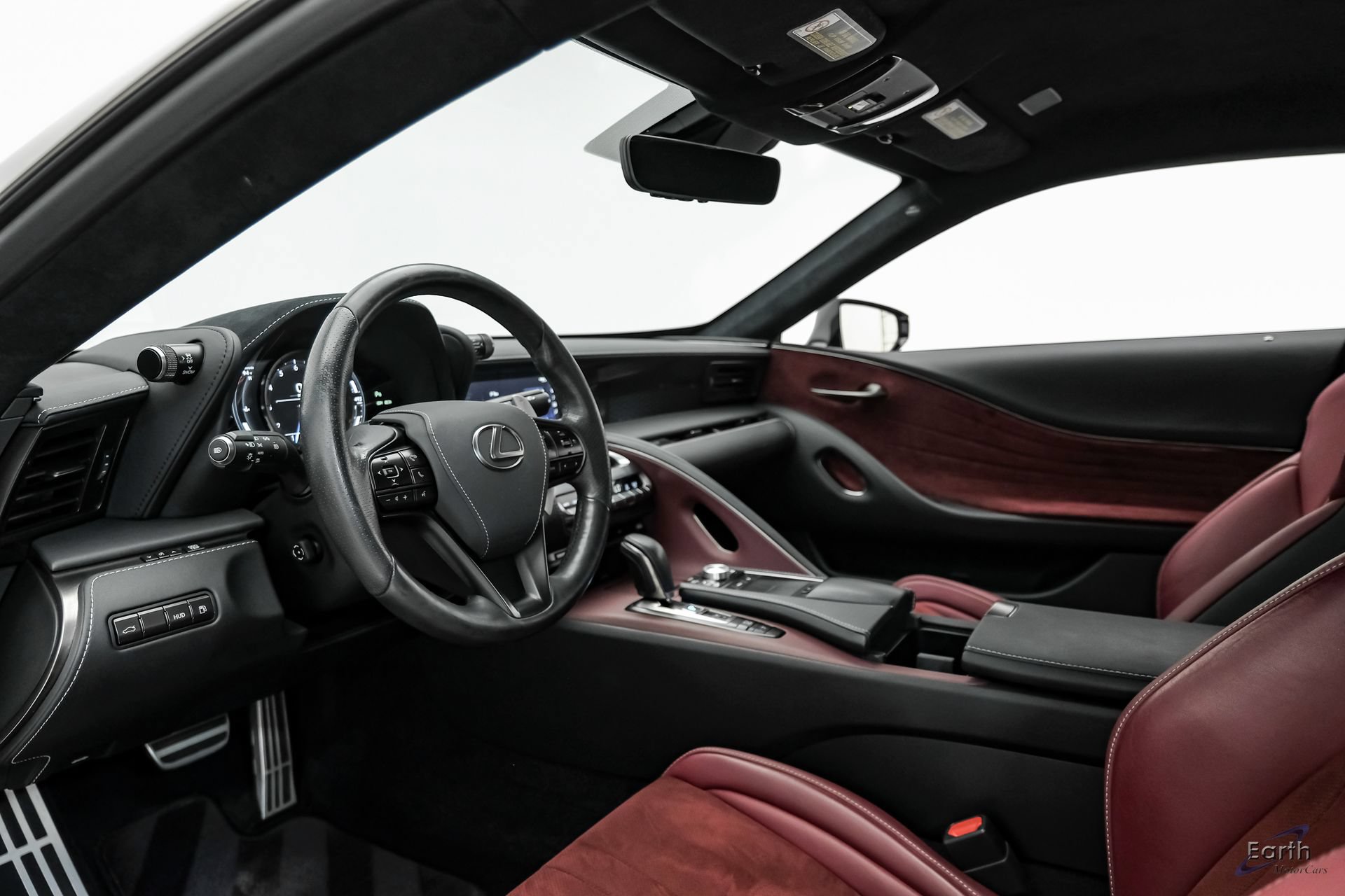 Used 2018 Lexus LC 500 Coupe w/ Performance Package RWD image 34