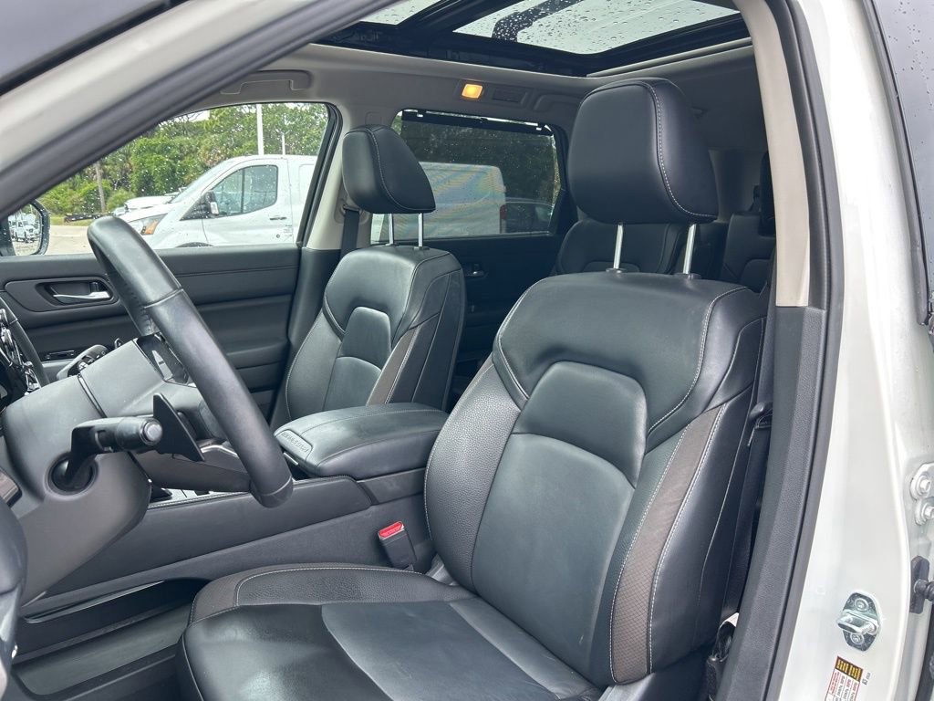 Certified 2023 Nissan Pathfinder SL w/ SL Premium Package image 21