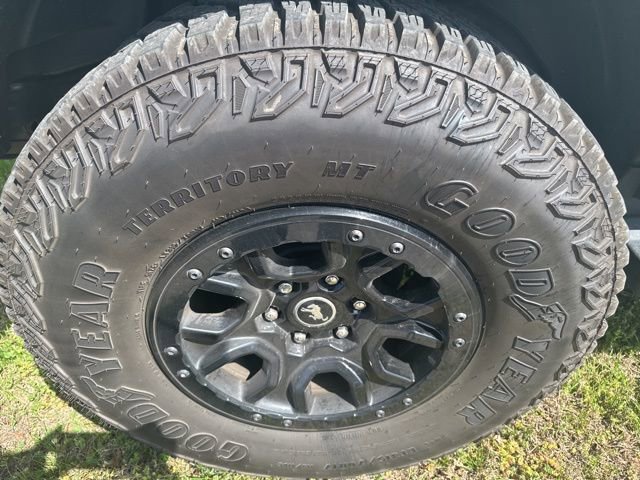 Used 2023 Ford Bronco Wildtrak image 19