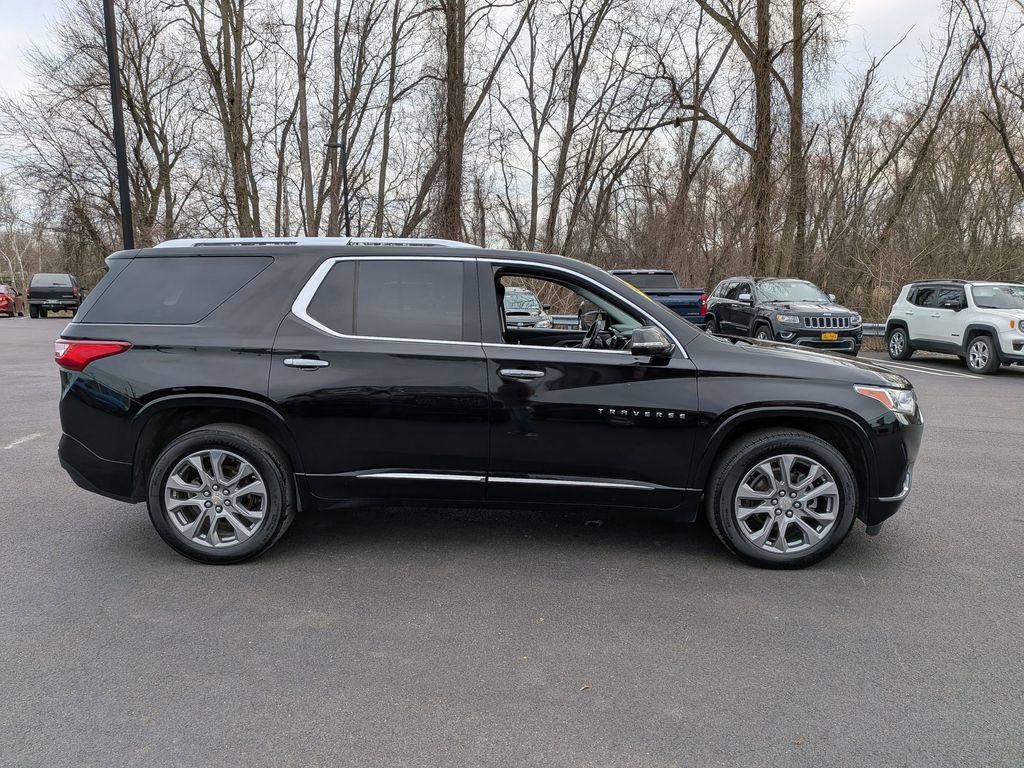 Used 2019 Chevrolet Traverse Premier AWD/4WD image 2
