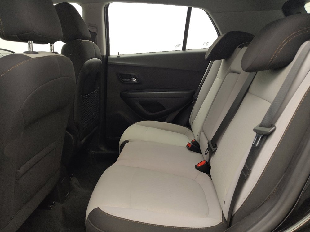 Used 2020 Chevrolet Trax LS w/ LPO, Cargo Package image 18