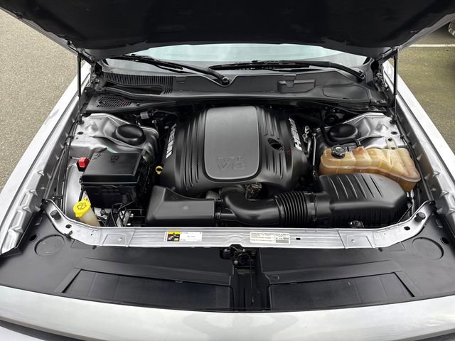 Used 2014 Dodge Challenger R/T image 28