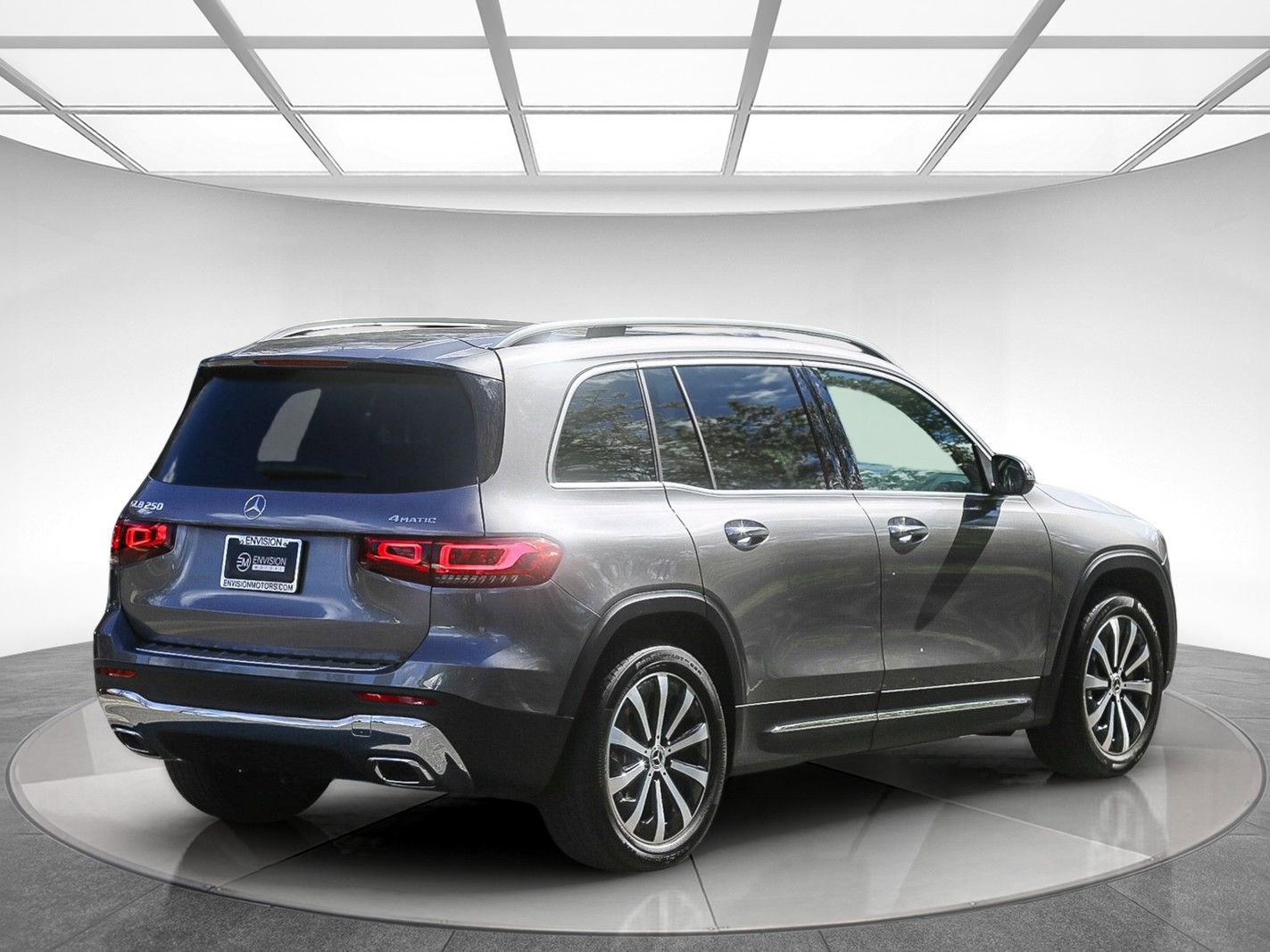 Used 2022 Mercedes-Benz GLB 250 4MATIC image 4