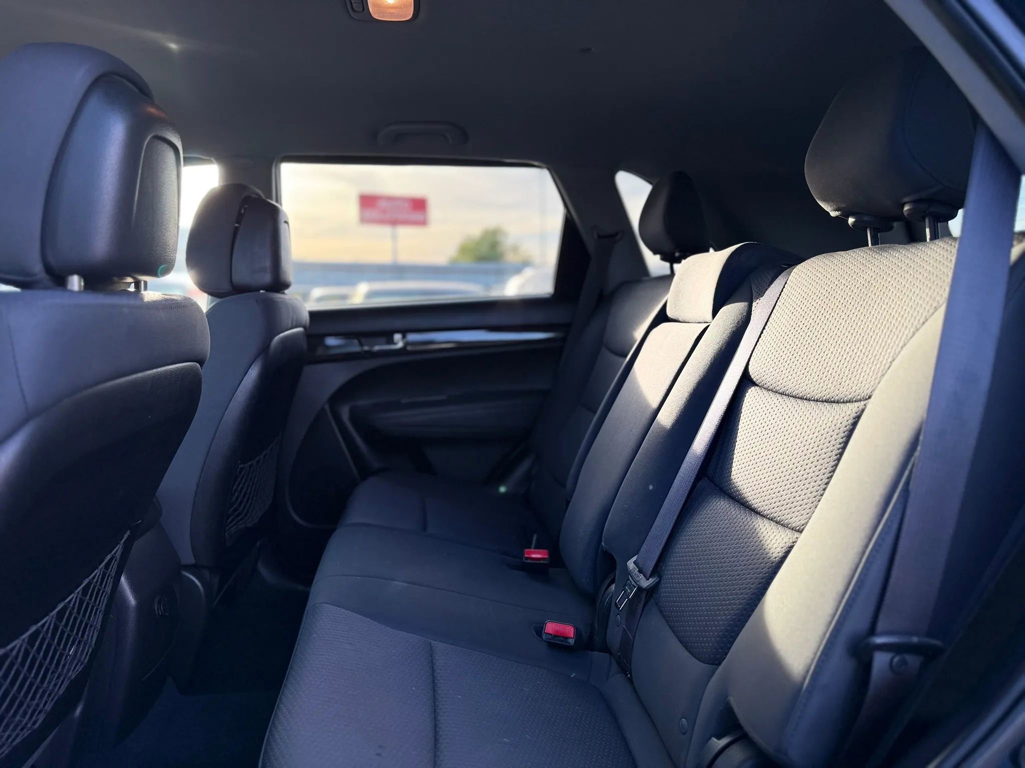 Used 2012 Kia Sorento LX w/ Convenience Pkg FWD image 24