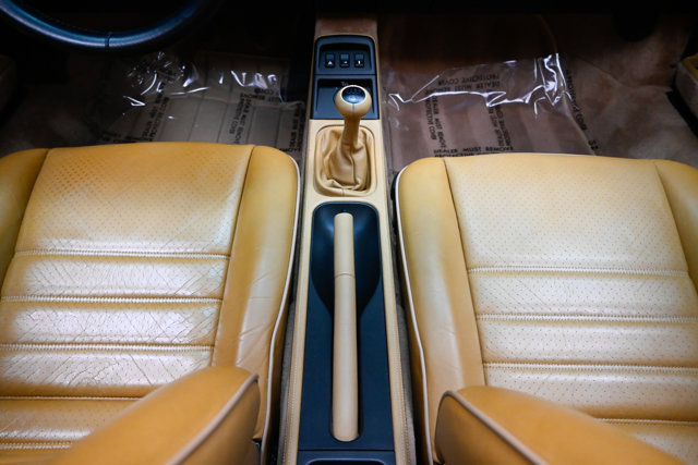 Used 1993 Porsche 911 Carrera image 81