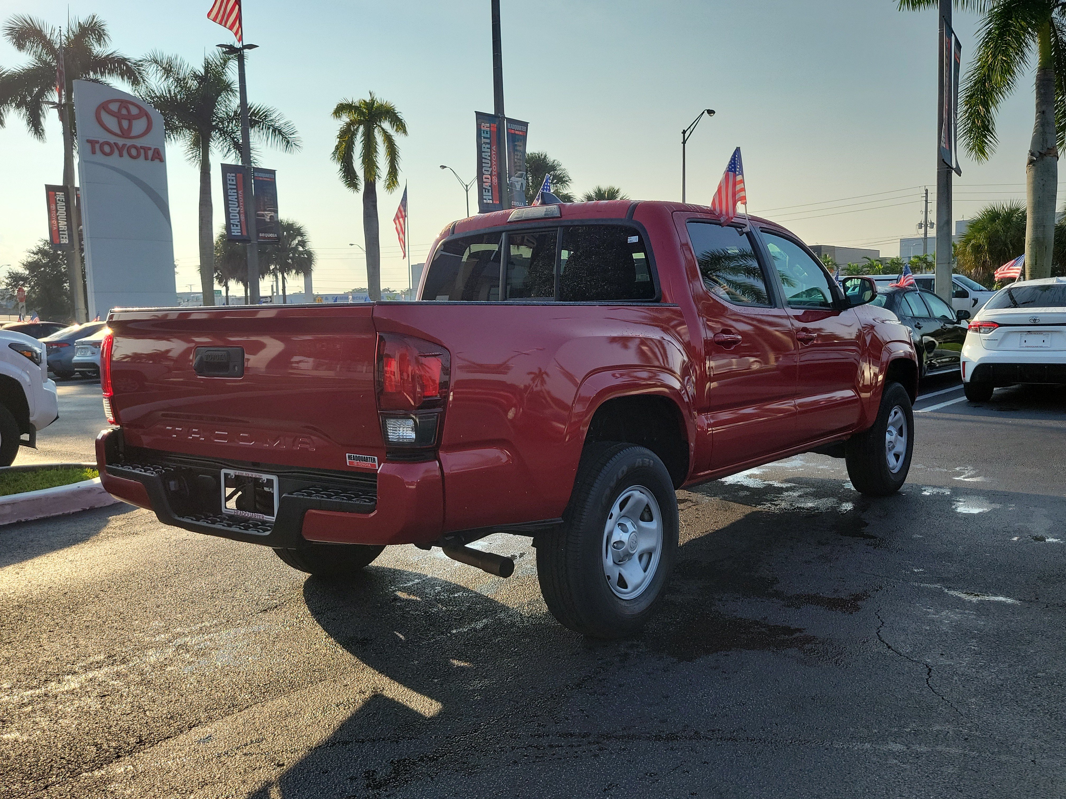 Used 2023 Toyota Tacoma SR w/ SR Convenience Package RWD image 12