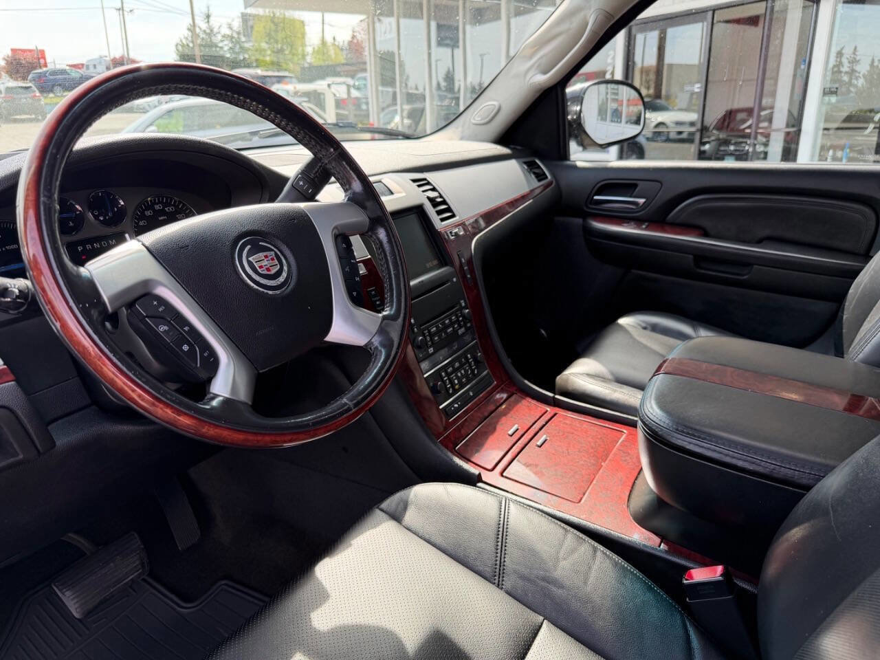 Used 2008 Cadillac Escalade ESV AWD image 29