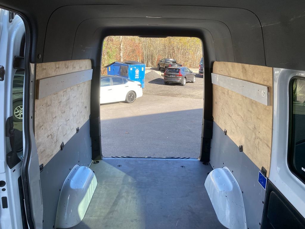 Used 2021 Mercedes-Benz Sprinter 2500 w/ Driver Convenience Package image 29