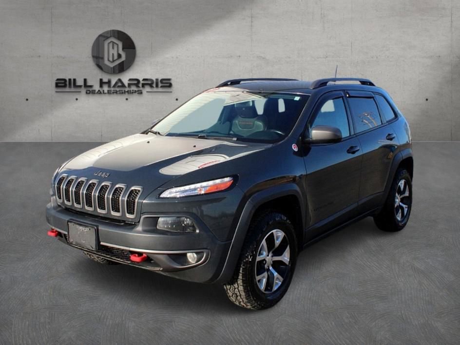 Used 2017 Jeep Cherokee Trailhawk w/ Cold Weather Group image 1