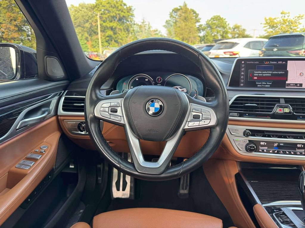 Used 2019 BMW 750i xDrive w/ Executive Package AWD/4WD image 23