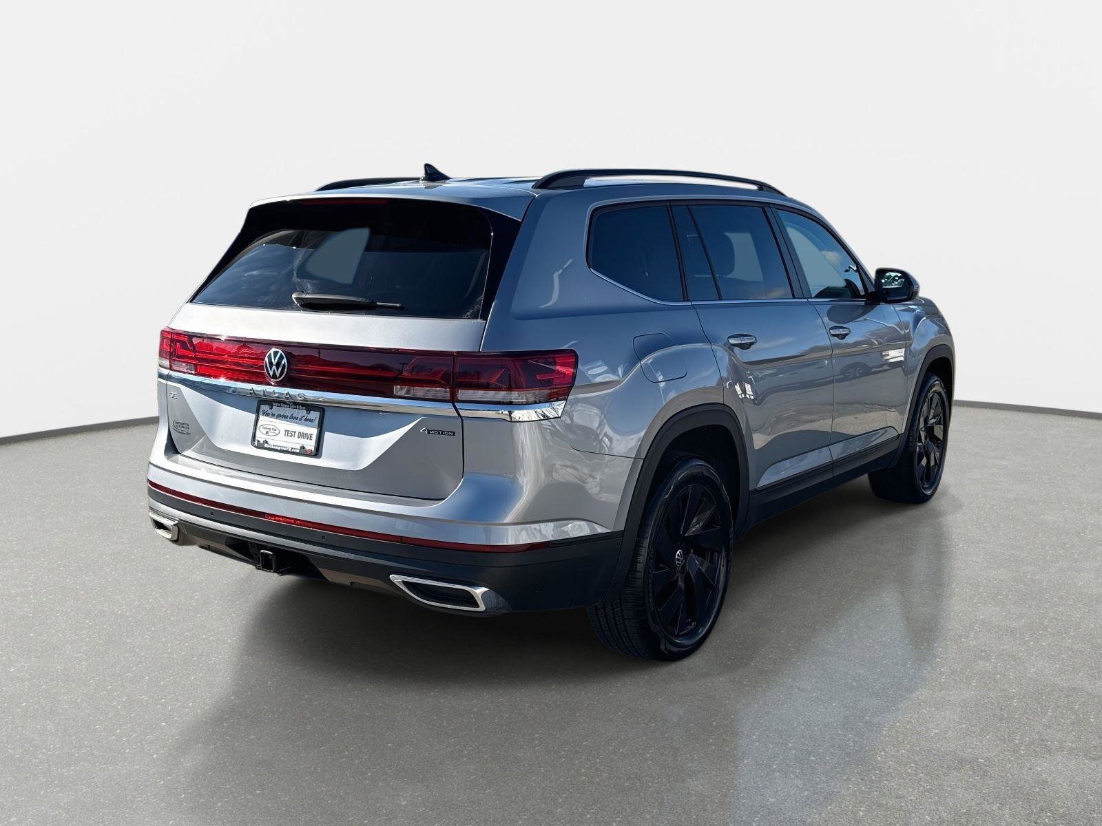 New 2026 Volkswagen Atlas SE image 5