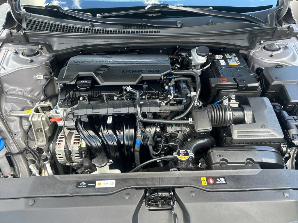 Used 2024 Hyundai Elantra SE FWD image 26