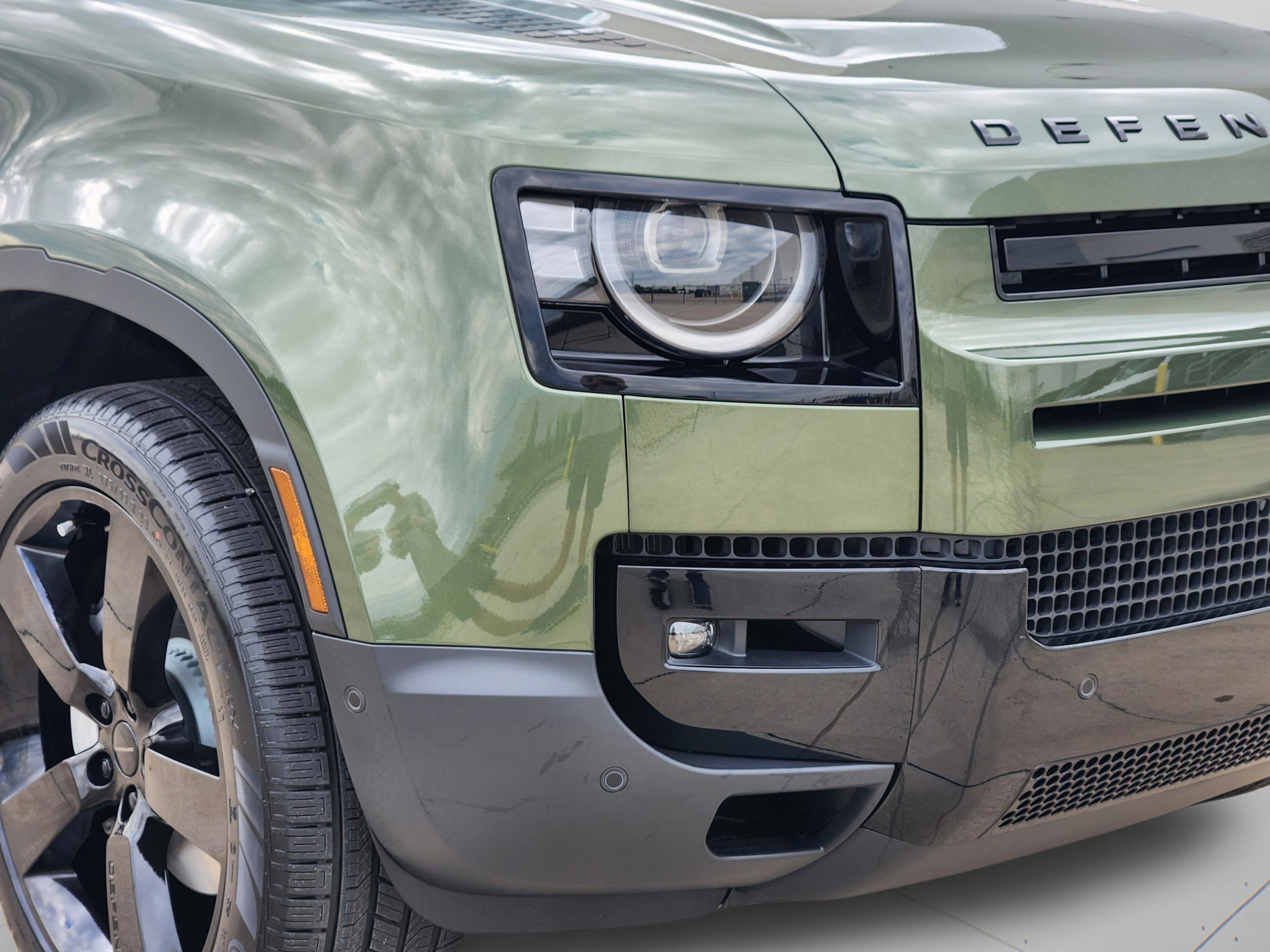 New 2026 Land Rover Defender 110 S AWD/4WD image 28