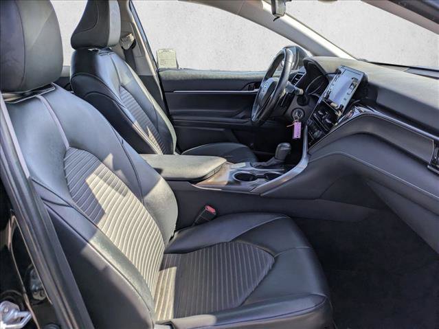 Used 2021 Toyota Camry SE w/ Carpet Mat Package (TMS) FWD image 19
