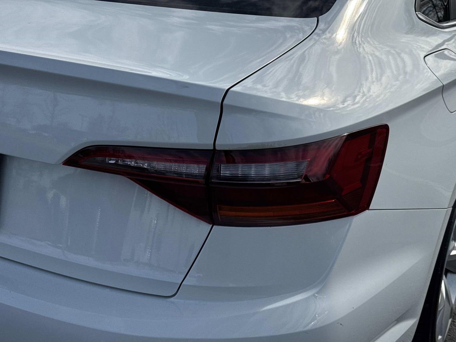 Used 2020 Volkswagen Jetta SE w/ SE Cold Weather Package image 12