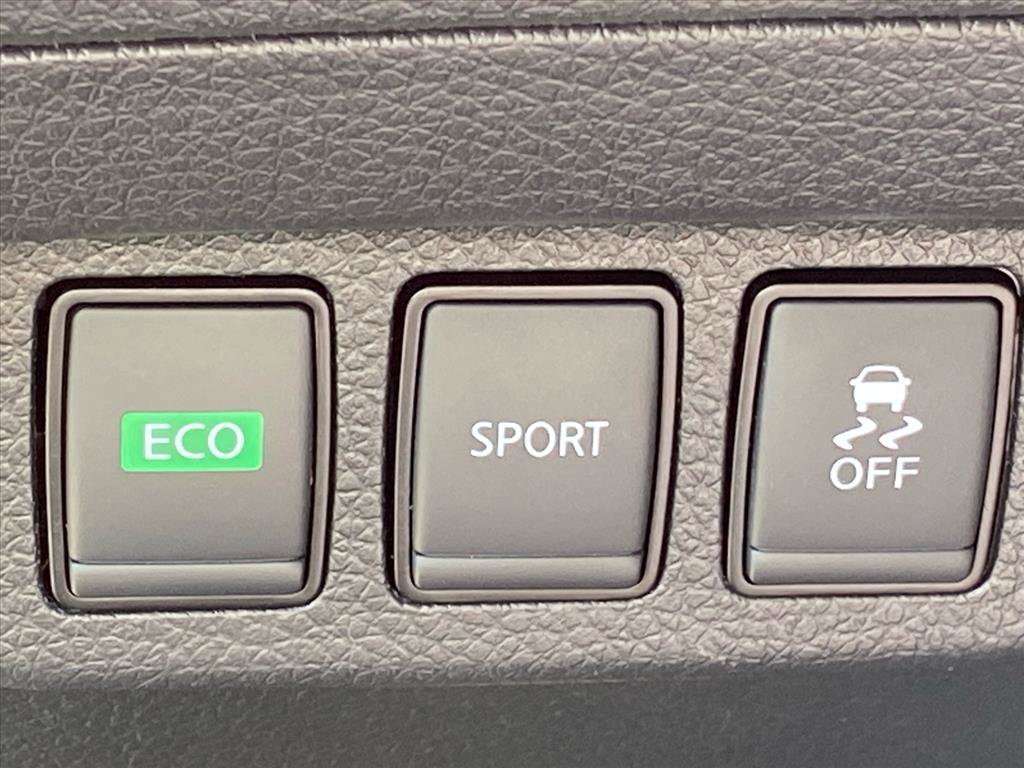 Used 2017 Nissan Sentra SV image 10