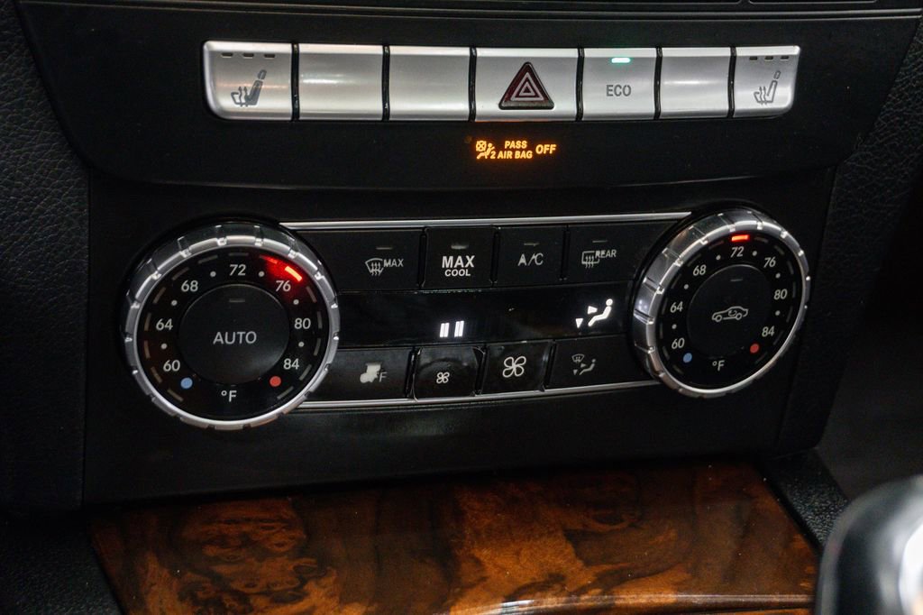 Used 2013 Mercedes-Benz C 300 4MATIC Sedan w/ Multimedia Pkg image 18