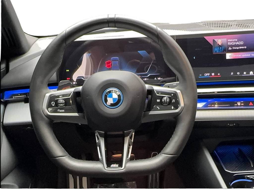 Used 2024 BMW i5 eDrive40i w/ Executive Package RWD image 34