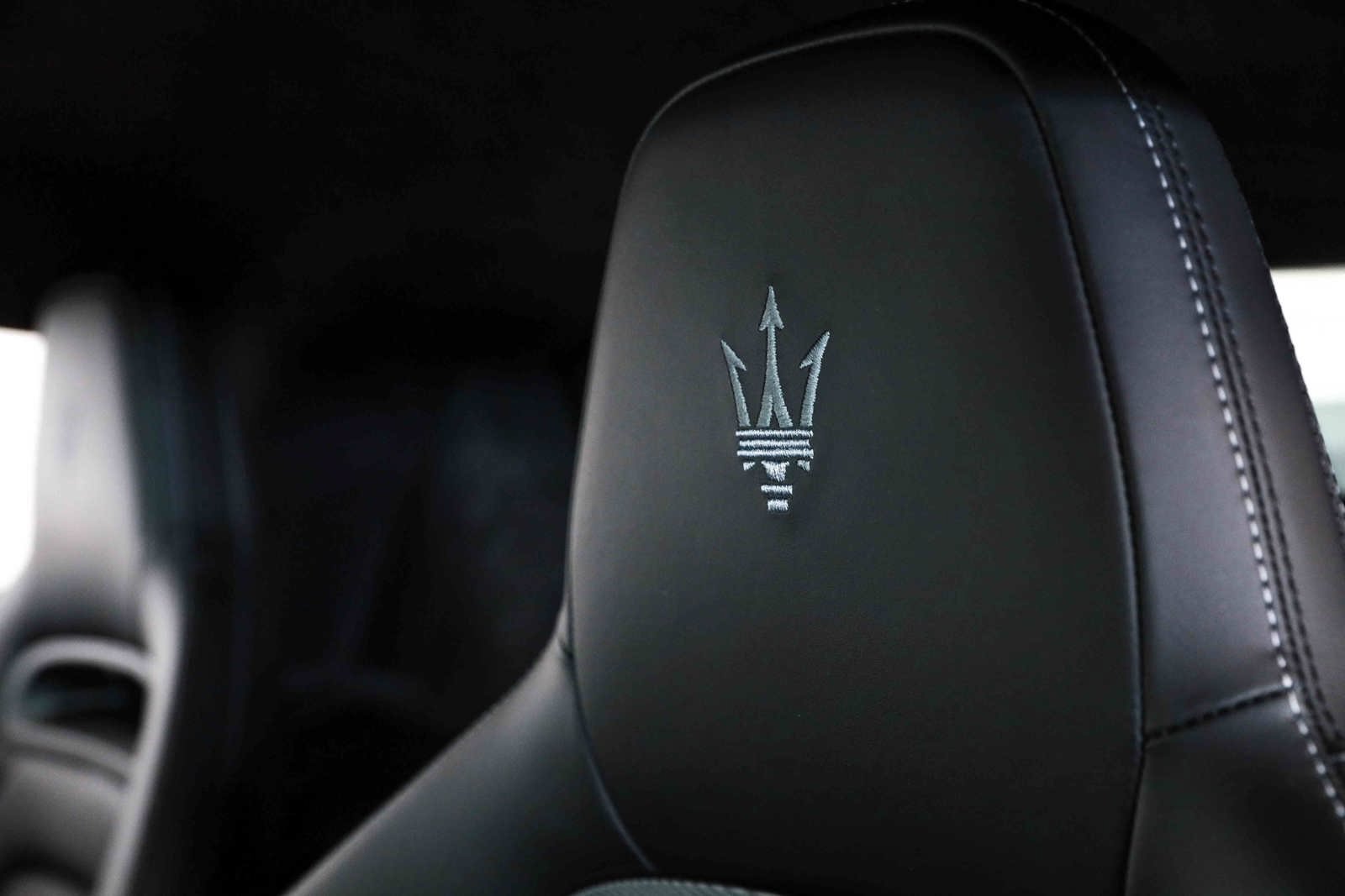 Used 2022 Maserati MC20 Coupe RWD image 38