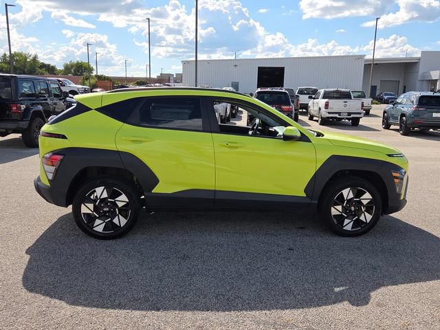 Used 2024 Hyundai Kona SEL AWD/4WD image 15