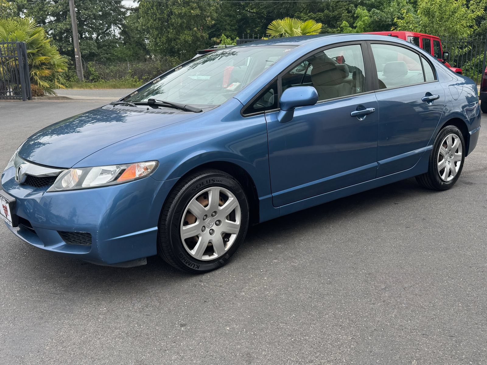 Used 2010 Honda Civic LX image 3