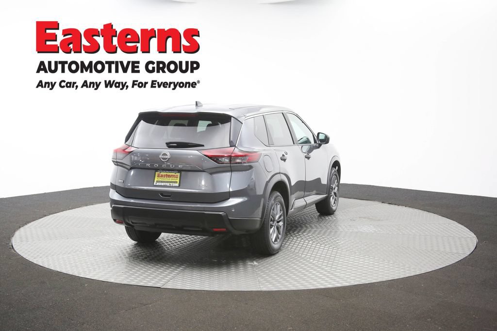 Used 2024 Nissan Rogue S AWD/4WD image 35