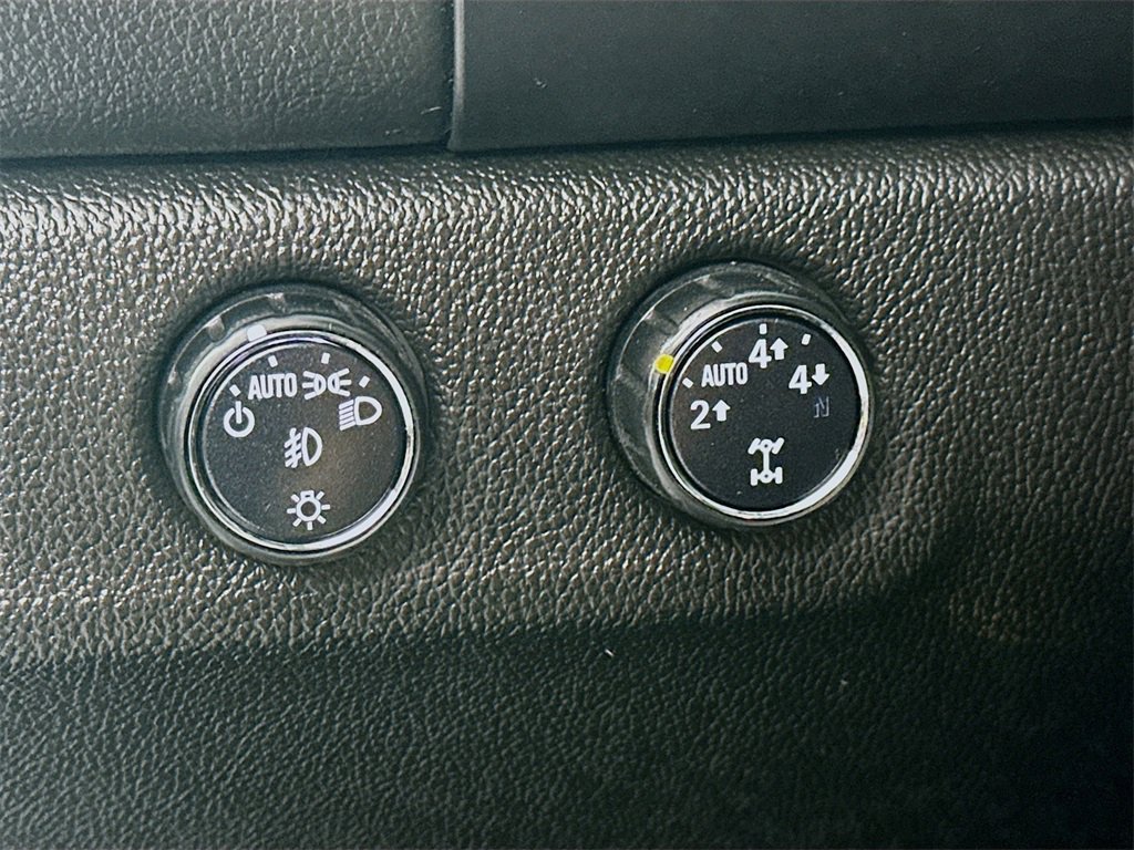 Used 2016 GMC Canyon SLT w/ Driver Alert Package image 27